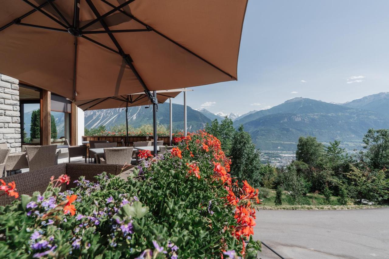Hotel Panorama Crans-Montana Exterior foto